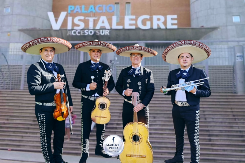 Mariachis a domicilio en Carabanchel Madrid - Fiestas y cumpleaños familiares