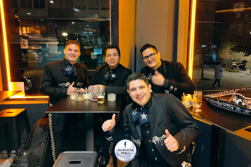 Mariachis profesionales en Vallecas Madrid - Fiestas, cumpleaños y sorpresas a domicilio