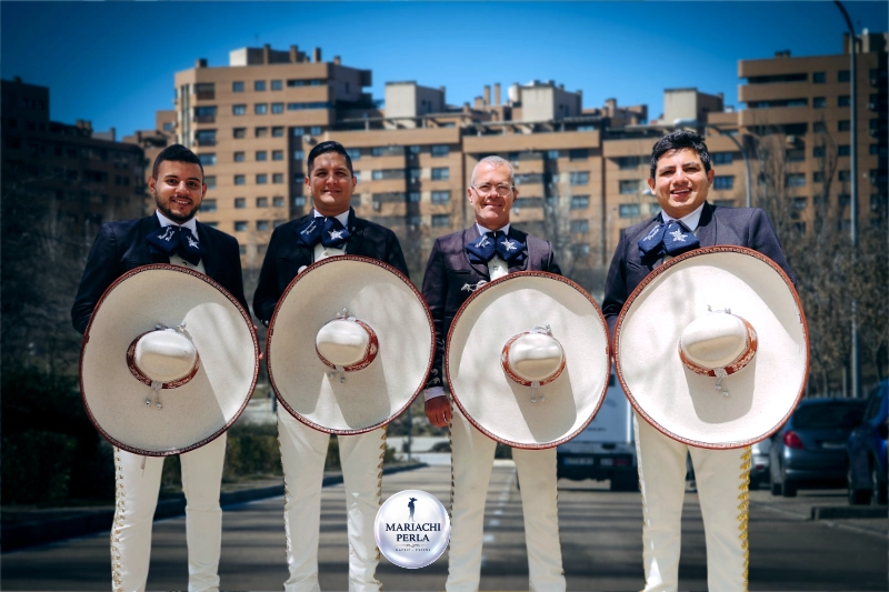 Mariachis a domicilio en Vicálvaro Madrid - Fiestas, aniversarios y cumpleaños familiares